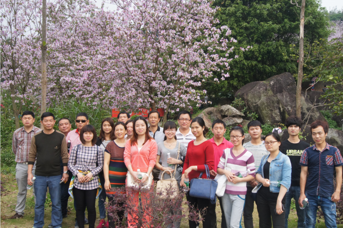 莊杰化工天麓湖生態(tài)公園一日游——禾雀花開(kāi)，氣象萬(wàn)新